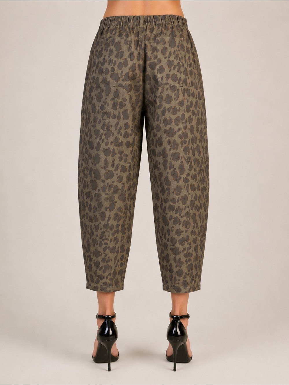 Leopard print utility style cropped barrel pants with star stud, and drawstring - Picture 2 of 3